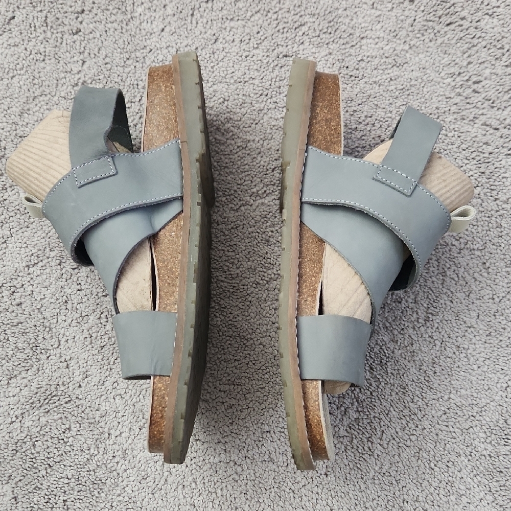 Zara Big Kids'/Women Leather Gray Sandals, Size 38/7.5, Excellent Used Condition - Picture 3 of 10
